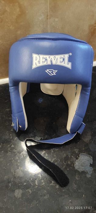 Дитячий боксерський шлем Reyvel