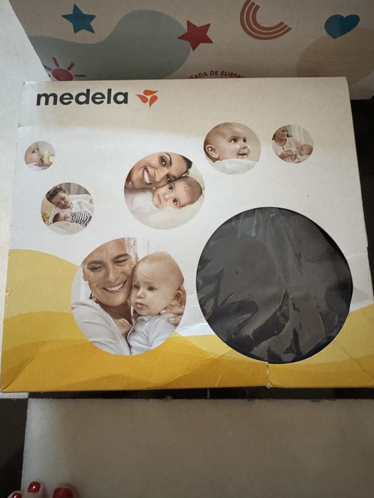 Bomba de leite Medela na caixa, quase nova