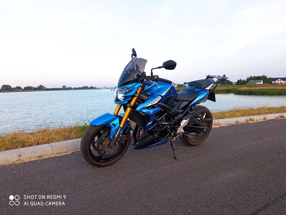 Suzuki gsr 750 abs