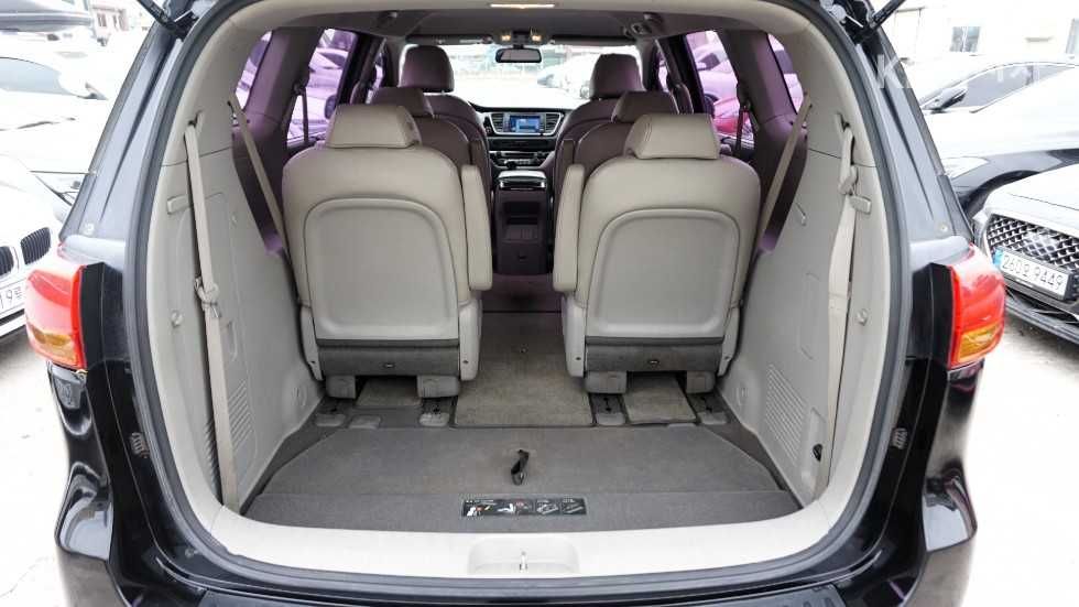 KIA CARNIVAL 3Gen 9місць Prestige Повернення ПДВ