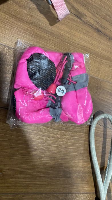 Речі для собаки комбінезон дощовик взуття