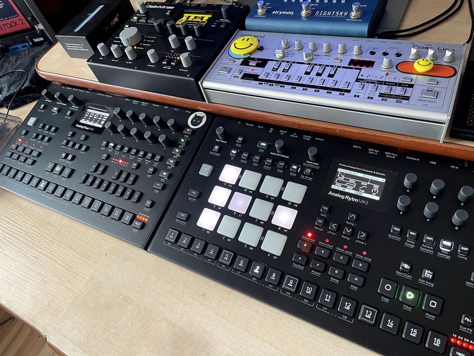 Elektron Analog 4 Mk II + Decksaver