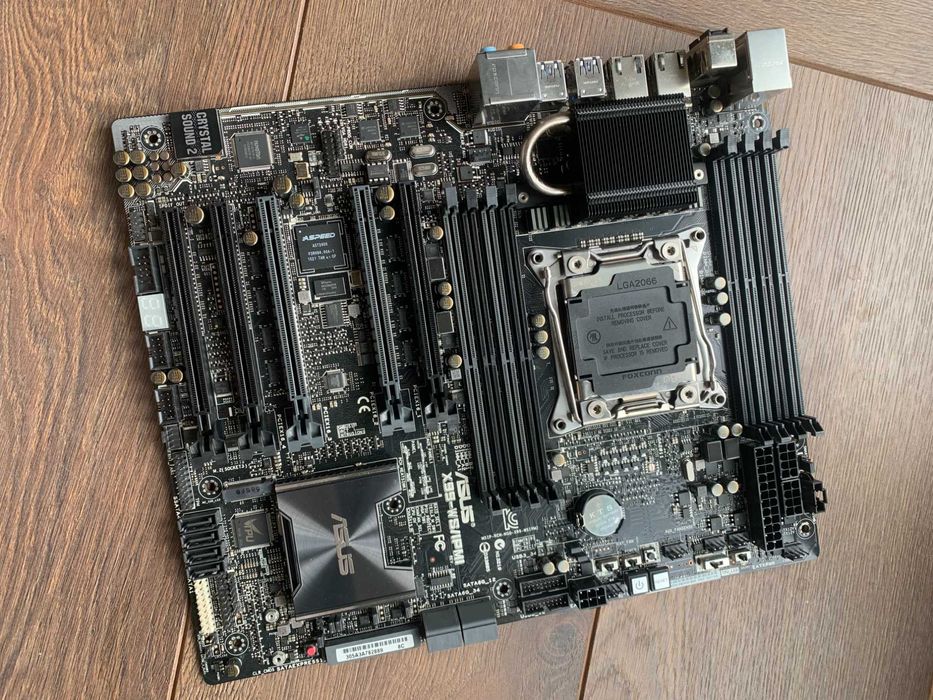 Asus X99-WS/IPMI s2011-v3 Intel chipset X99 DDR4 ECC REG