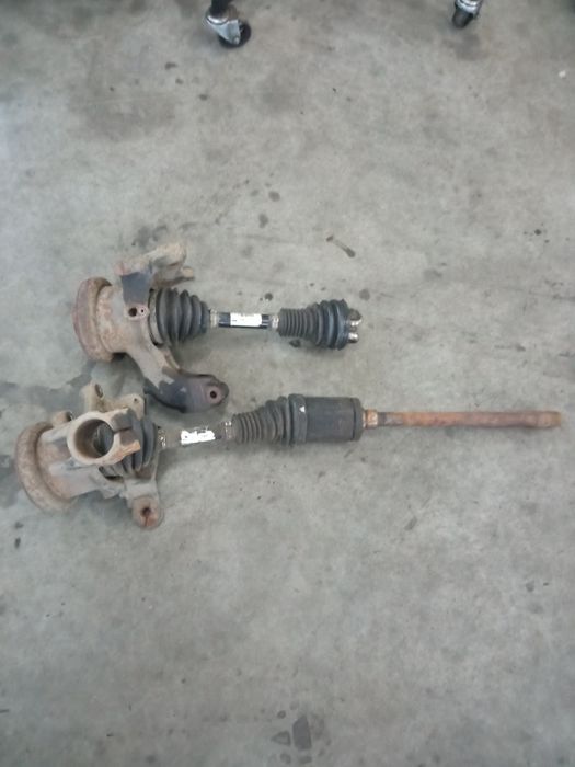 Półoś prawa i lewa przód tył E90 330xd 320d