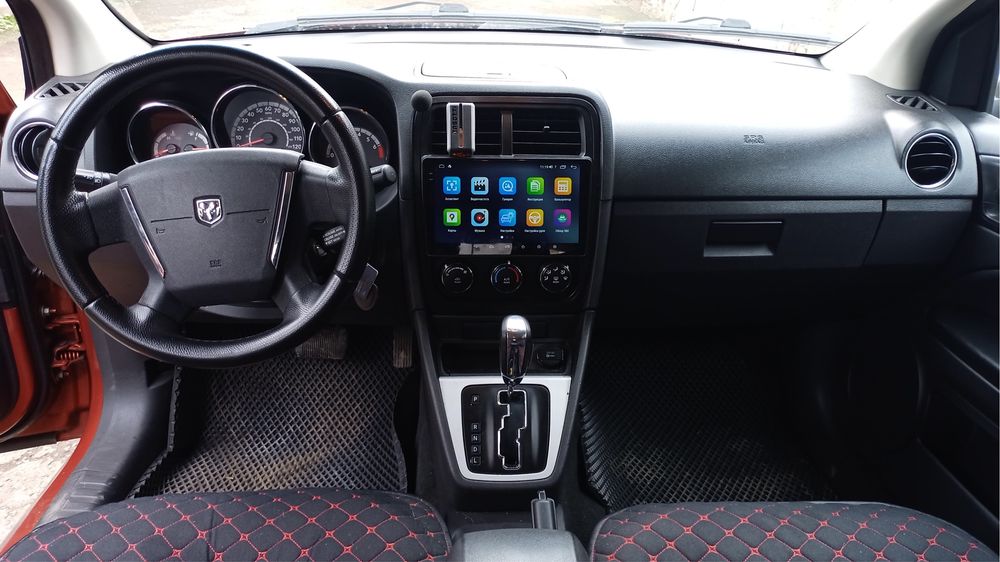 Продам авто Dodge Caliber 2010