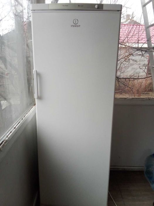 Морозильна камера INDESIT