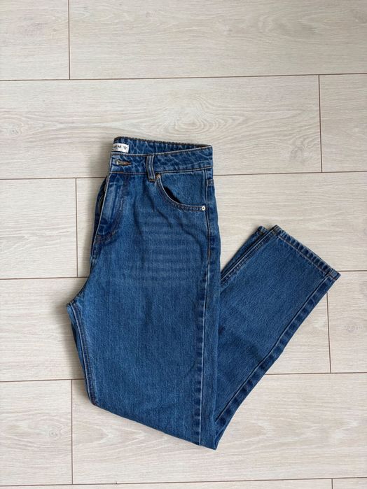 Джинси MOM 28 розмір PULL&BEAR