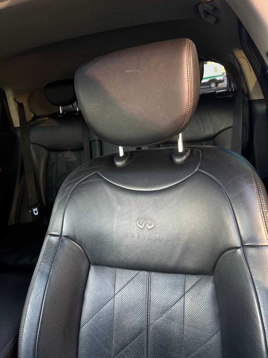 Infiniti QX70 продам в ідеальному стані