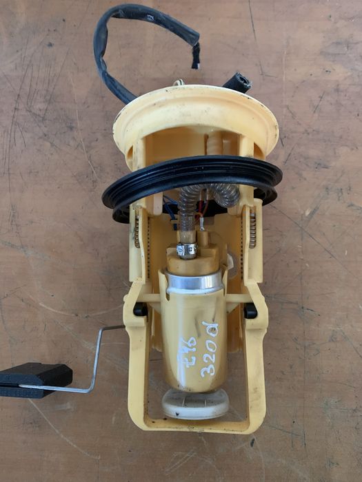 Pompa paliwa w bak bmw e46 318d 320d 330d sprawna kompletna