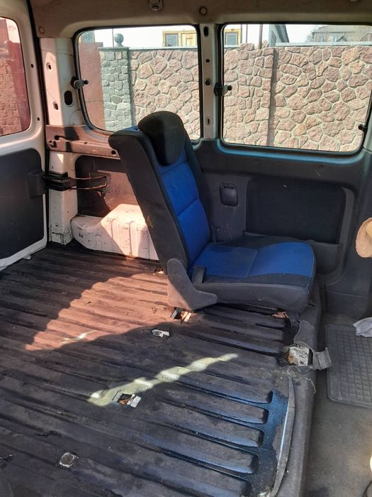 Продам Пежо Партнер.