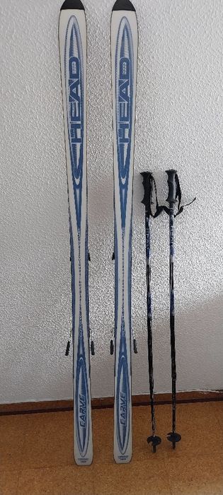 Ski completos usados com dois batons