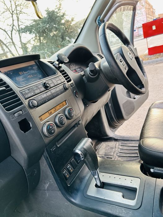 Продам Nissan Navara D40 4x4 2.5 TDI Пикап на боевом ходу Срочно