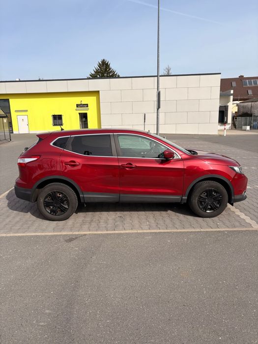 Продам автомобіль Nissan Qashqai 1,2 Бензин, 2016 року