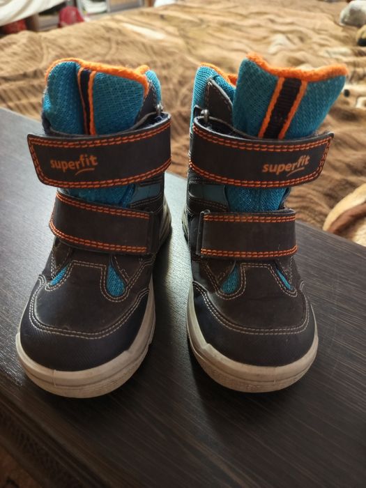 Продам дитяче еко взуття в хорошому стані