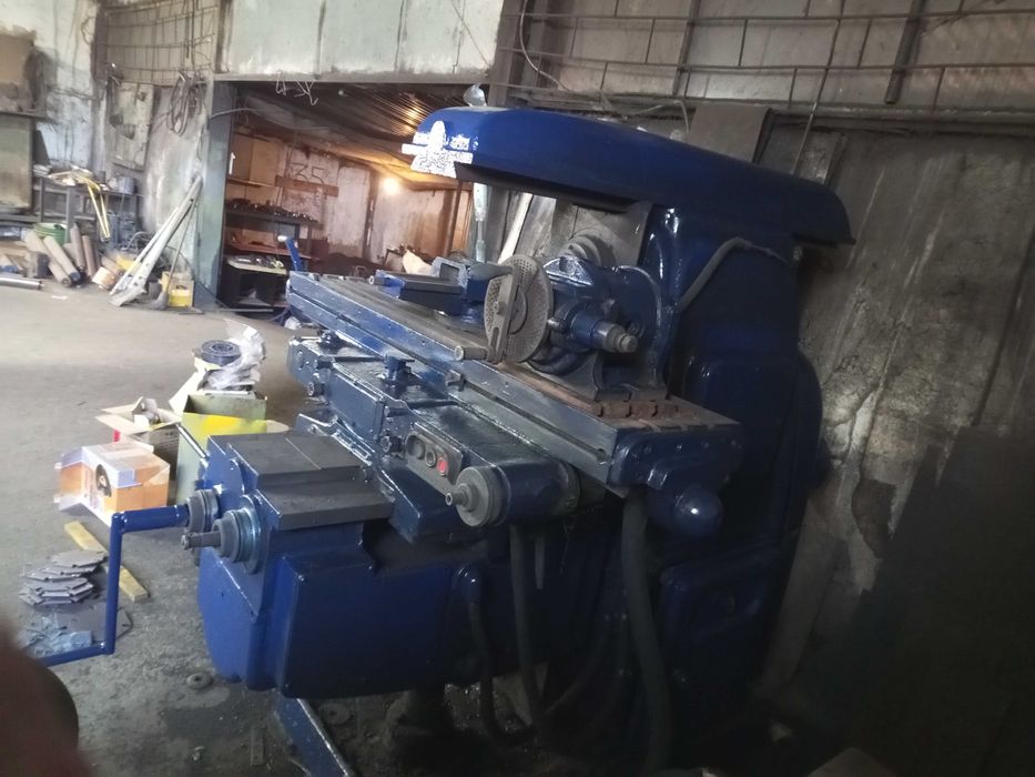 Верстат, станок фрезерний по металу, різьбонарізний