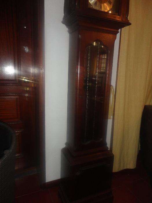 relógio de sala da marca reguladora