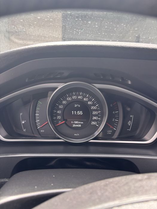 Volvo v40 cross country
