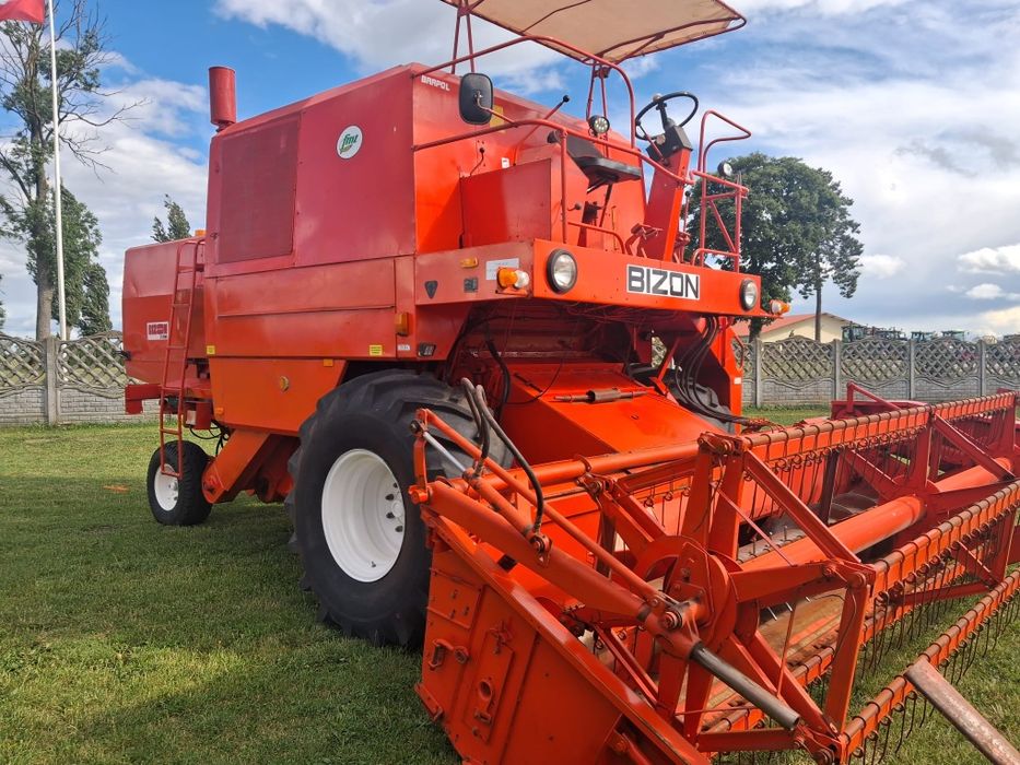 Kombajn Bizon zo56