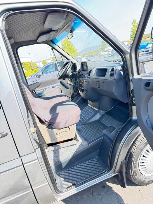 Mercedes-Benz Sprinter 2006