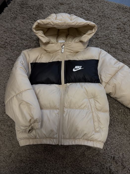 Оригінальний, ідеальний зимовий пуховик NIKE
