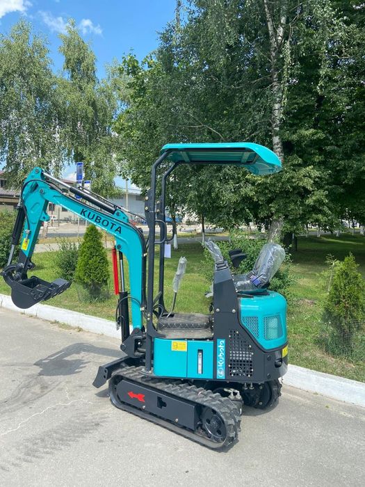 Мініекскаватор Kubota LX9-12