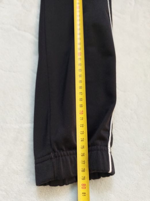 Spodnie chłopięce dresowe Adidas r.140
