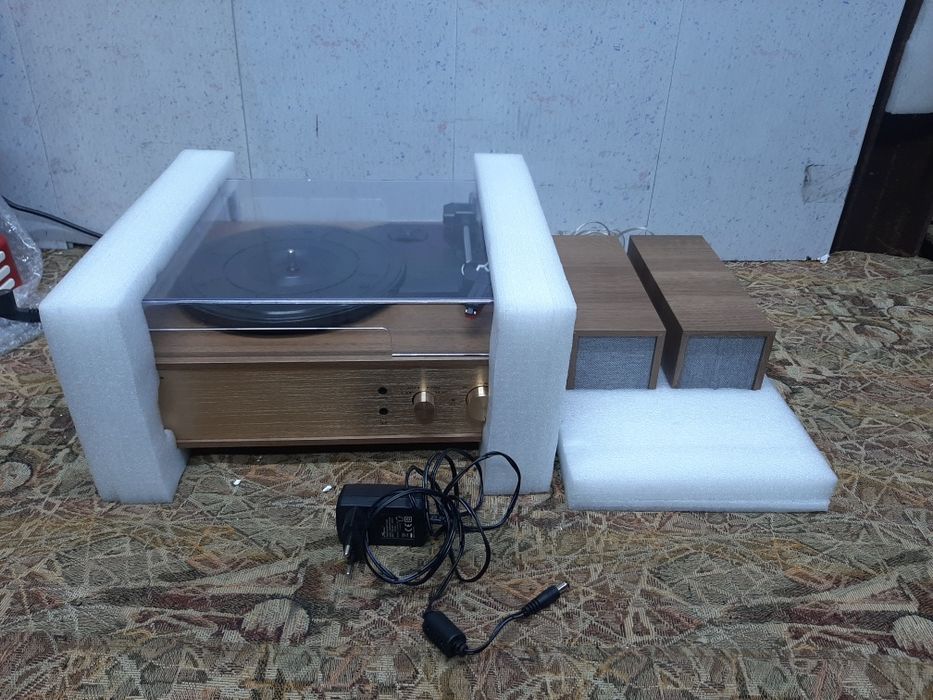 Проигрыватель Auna Berklee TT Play