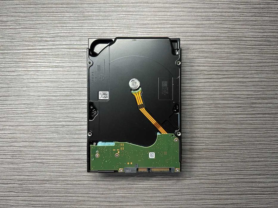 seagate exos 16tb - купить комплектующие для ПК - Цена на OLX.ua