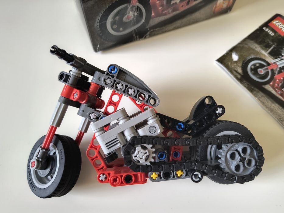 Набір Lego technic 2 in 1 42132, мотоцикл