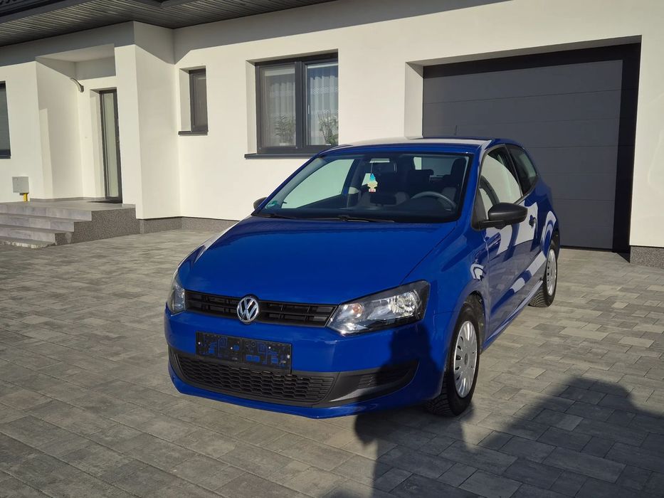 Volkswagen Polo Stan idealny, niskie spalanie 5l 100KM, klimatyzacja, piękny kolor...