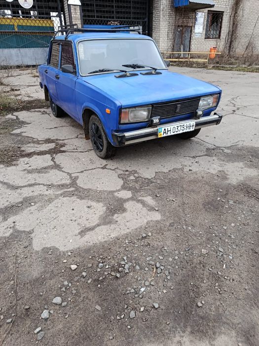 Продам 2105 газ/бензин на полном ходу.