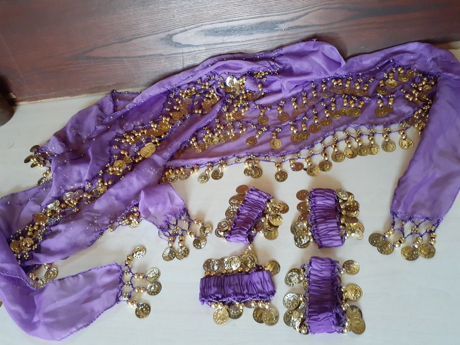 Для танців, східних і т.д