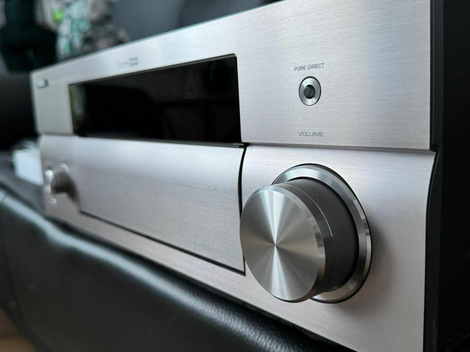 Amplituner yamaha rx v 2700