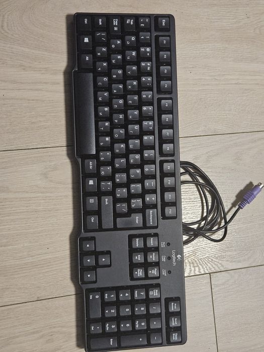 клавіатура logitech classic keyboard k100