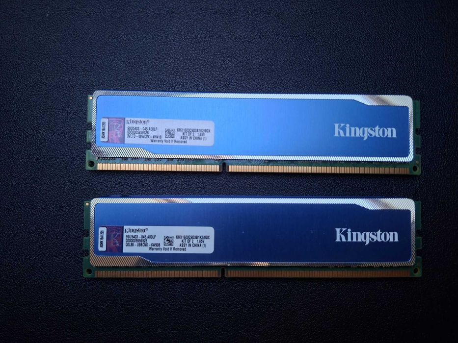 2x Kingston HyperX Blu KHX1600C9D3B1K2/8GX DDR3, 8 GB, 1600MHz