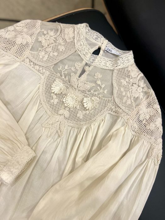 Сорочка  Zara, розмір s . В ідеальному стані