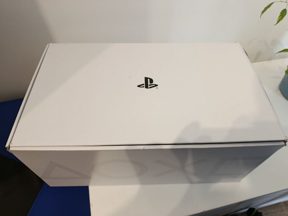 PlayStation PSVR2+Globular Cluster CMP2+stojak