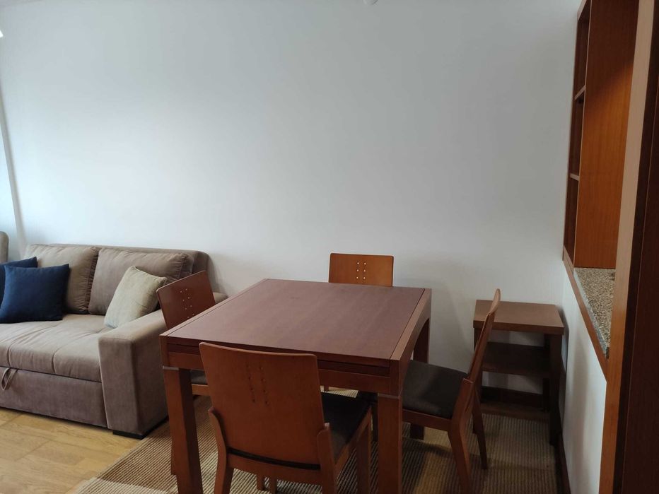 Arrenda-se apartamento T1, no centro da cidade do Porto