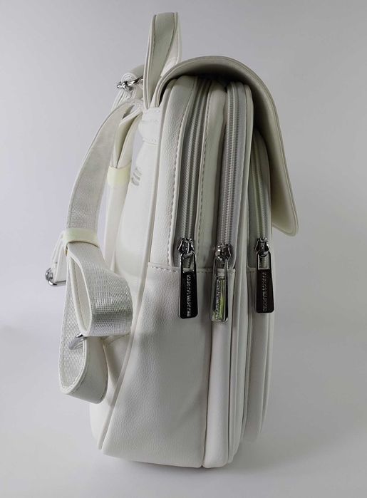 Рюкзак міський жіночий на два відділення білий Karlos Marconi