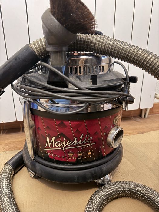 Aspirador FilterQueen Majestic