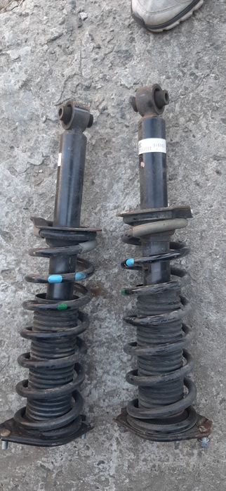 Стойки задние Subaru forester Sk