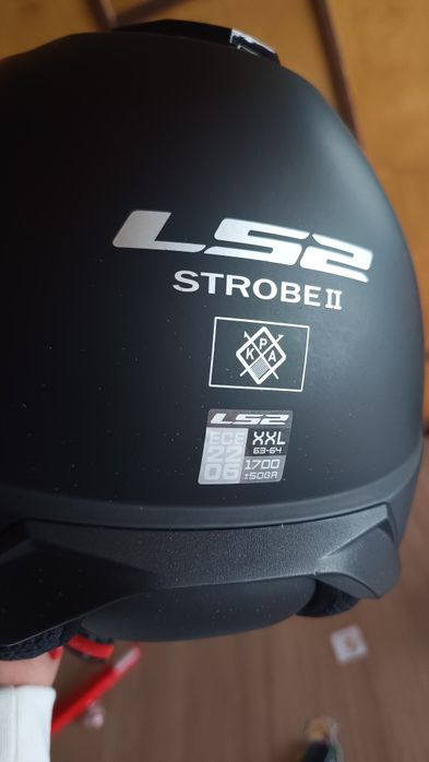 Kask z otwierana szczęka LS2 nowy