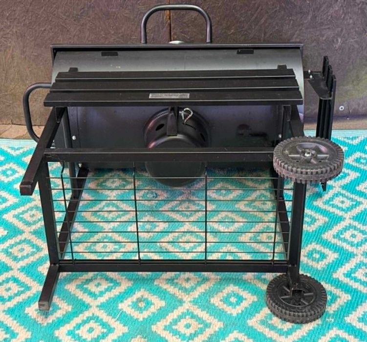 Duzy Grill Węglowy m-ki Lund z termometrem o wym. 52 cm x 94 cm x 107 cm stan bdb