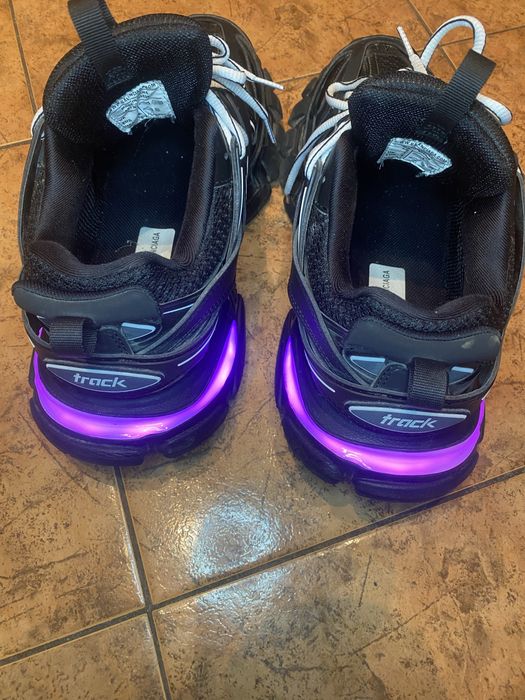 Balenciaga track led