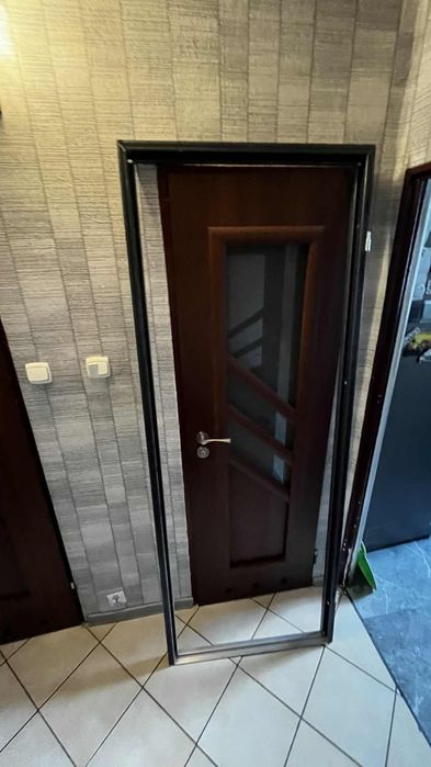 Ościeżnica futryna 70   stalowa prawa.