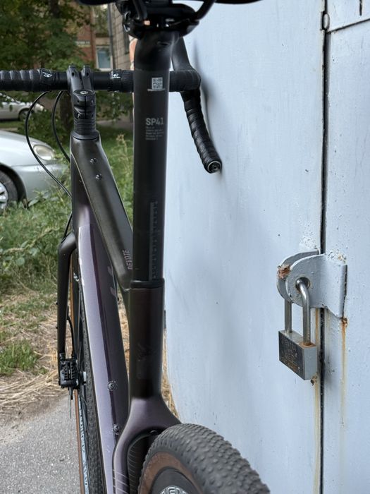 Liv Devote / Giant Revolt / L / ML / GRX / DT swiss / Carbon