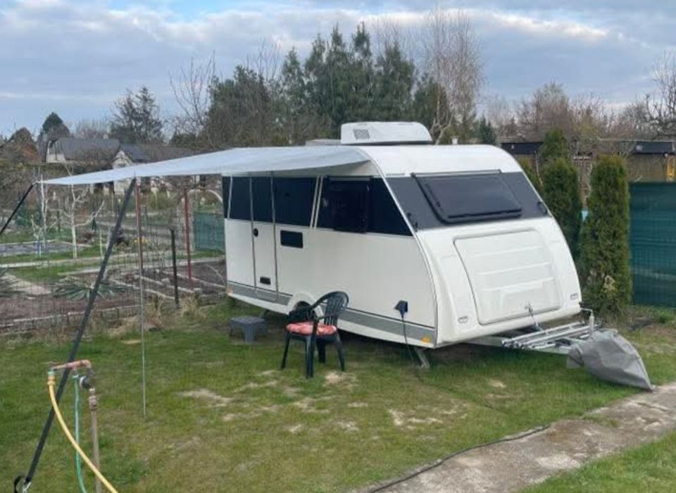 Markiza zadaszenie kamper przyczepa niewiadów daszek