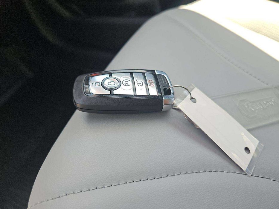 2025 Ford Escape Hybrid Platinum
