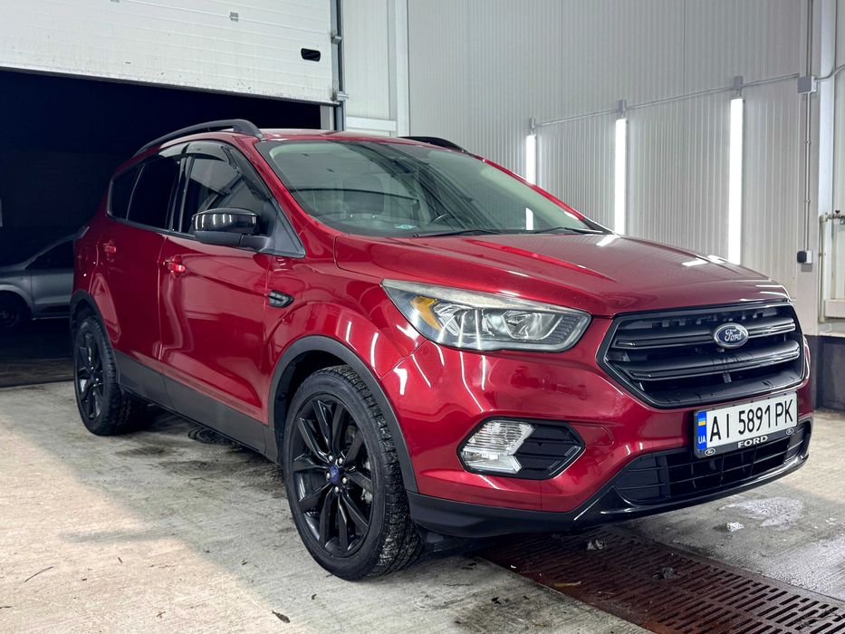 Ford Escape 2017 black edition