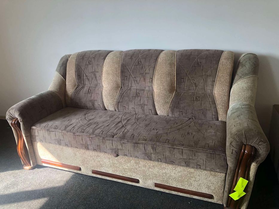 Диван та два крісла